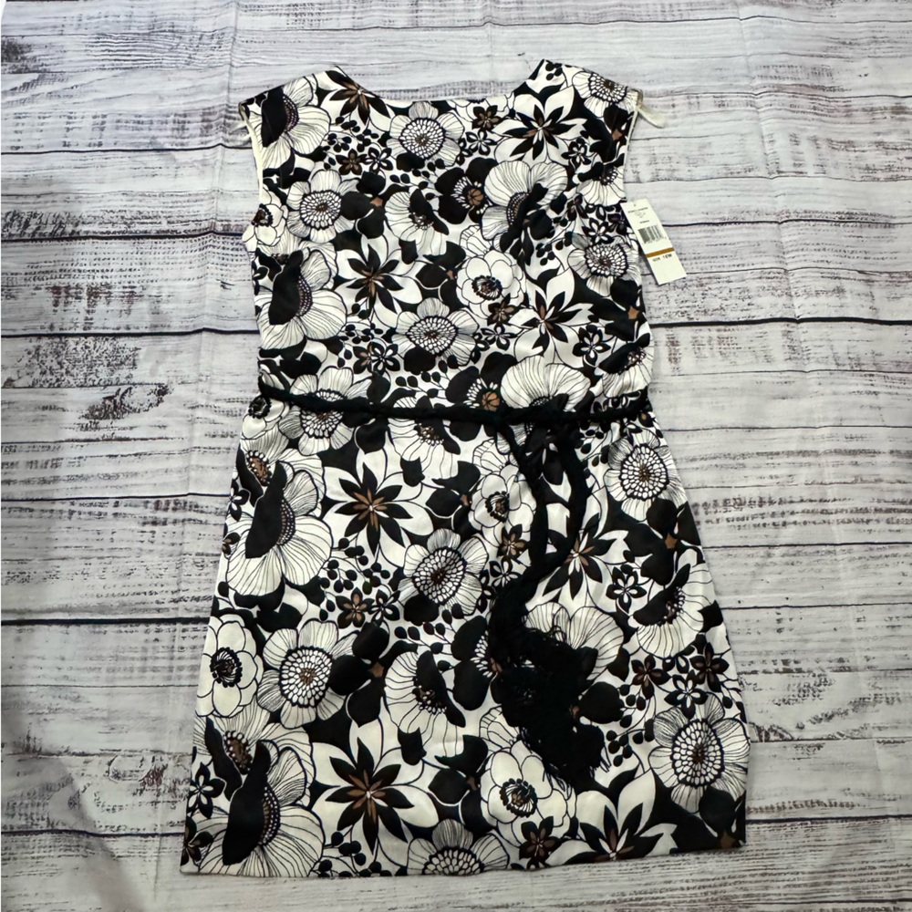Jessica Howard Black and White Floral dress